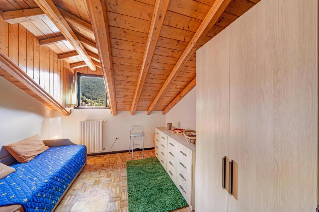Mansarda Fra Monte E Lago Appartement Esino Lario Buitenkant foto